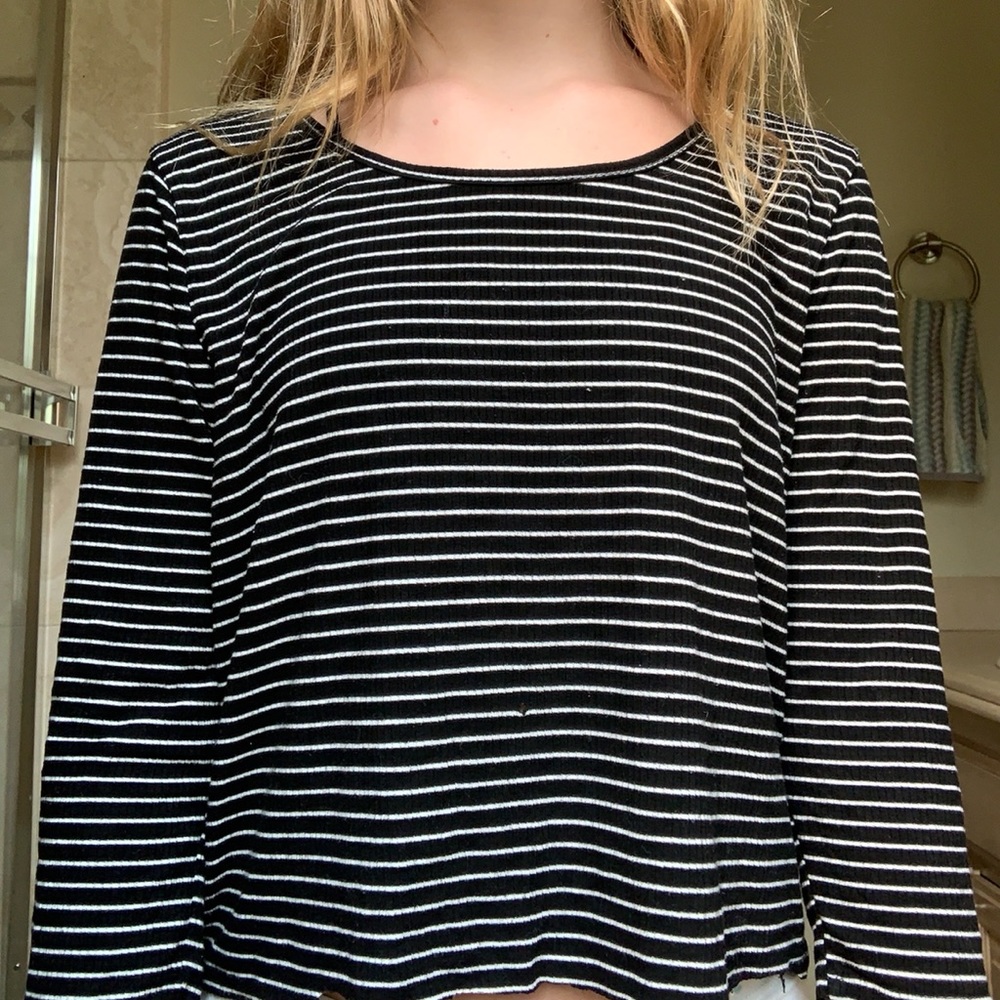 BRANDY MELVILLE// striped long sleeve